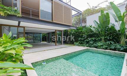 Casa a venda por R$ 9.800.000,00 no Jardim Paulista - SP