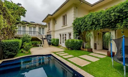 Casa para venda por R$ 14.000.000,00 e locação por R$ 60.000,00 no Jardim Luzitânia, São Paulo, SP