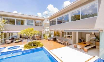 Casa à venda por R$ 8.800.000,00 em Tamboré, Santana de Parnaíba-SP
