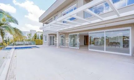 Casa a Venda por R$ 8.100.000,00 em Jardim Guedala, São Paulo.