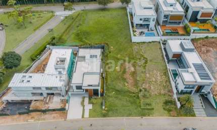 Terreno à venda por R$ 1.450.000,00 em Alphaville - SP