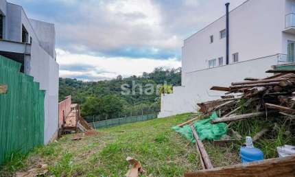 Terreno para venda por R$ 1.650.000,00 em Alphaville, Santana de Parnaíba-SP