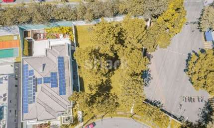 Lote com leve aclive à venda por R$5.000.000,00 em Alphaville Barueri
