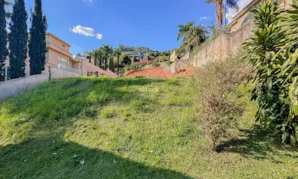 Terreno à venda por R$5.950.000 em Alphaville - Barueri
