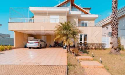 Casa para locação por R$ 22.000,00 com mobília e R$ 20.000,00 sem mobília em Alphaville, Santana de