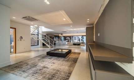 Casa para venda por R$ 12.900.000,00 em Jardim Europa, São Paulo-SP
