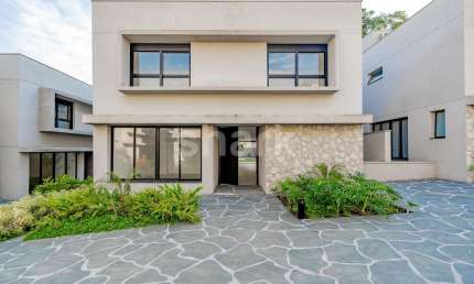 Casa à venda por R$ 8.950.000,00 na Chácara Santo Antônio (Zona Sul), São Paulo, SP