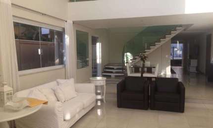 Casa à venda por R$5.250.000,00 e locação R$ 25.800,00 em Alphaville,- Barueri-SP