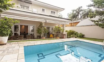 Casa em condomínio à venda por R$ 4.700.000,00 no Jardim Guedala, São Paulo, SP