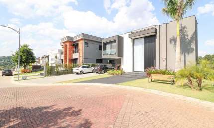 Casa para venda por R$ 6.800.000,00 e locação R$ 40.000,00 o pacote em Alphaville, Tamboré, Santana