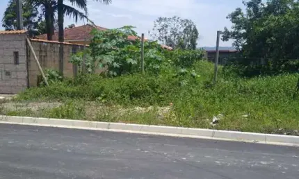 Terreno à venda na Vila Erminda, Peruíbe 