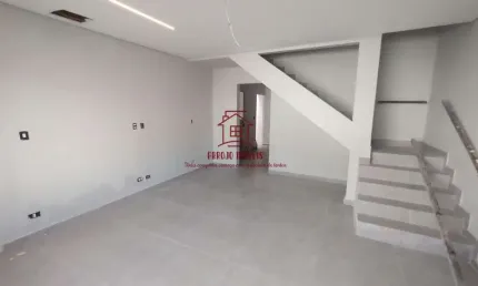 Sobrado reformado a venda   139 m²  Bairro Olímpico,  São Caetano do Sul, SP- 3 quartos , 1 suíte 2 vagas
