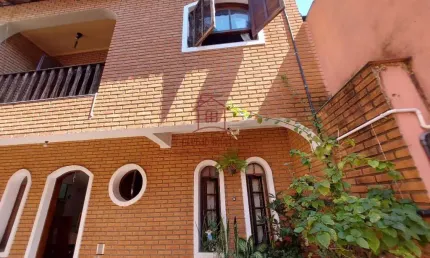 Sobrado para Venda em São Bernardo do Campo, Vila Helena, 2 dormitórios, 2 suítes, 3 banheiros, 2 vagas