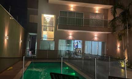 lindo sobrado com piscina aquecida e 3 dormitórios  bairro terras sta maria em Hortolândia/SP