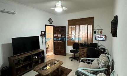 Casa com 2 dorms, Guilhermina, Praia Grande - R$ 650 mil, Cod: 4113