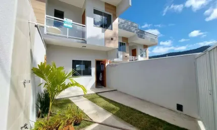Casa Duplex para Venda em Maricá, São José do Imbassaí, 2 dormitórios, 1 suíte, 2 banheiros, 1 vaga