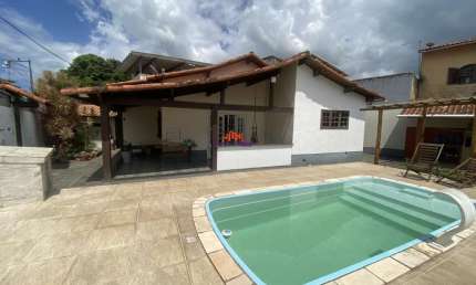 Casa para Venda em Maricá, Itapeba, 2 dormitórios, 1 suíte, 2 banheiros, 2 vagas