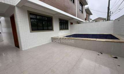 OPORTUNIDADE, Sobrado à venda de 3 quartos, 1 suíte no Bairro Vila Belmiro