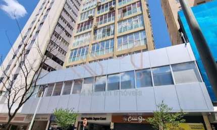 Casa comercial à venda no Centro, Curitiba 
