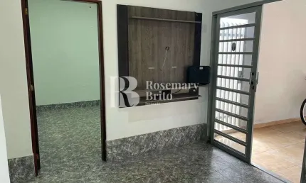 Casa com 2 quartos, Vila Aparecida, Taubaté - R$ 300 mil, Cod: 1352