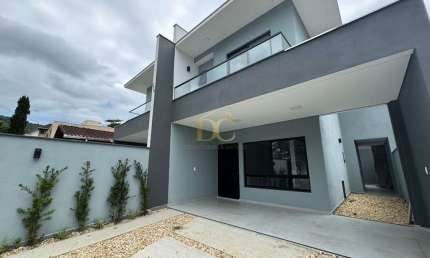 Casa com 3 quartos à venda no Bom Retiro, Joinville 