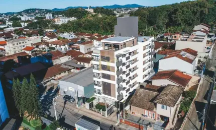 Apartamento Mobiliado no Floresta com 2 quartos e 62,49m²