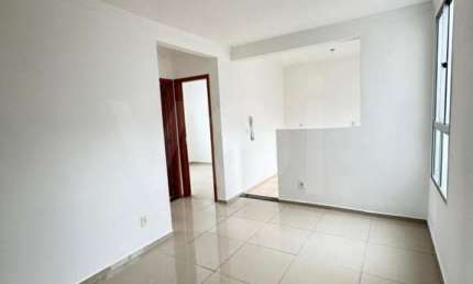 Apartamento para Locação em Joinville, Adhemar Garcia, 2 dormitórios, 1 banheiro, 1 vaga