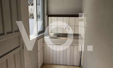 Kitnet para Locação em Joinville, Saguaçu, 1 dormitório, 1 suíte, 1 banheiro