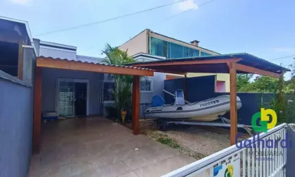 Casa com 2 dormitório sendo 1 suíte  à venda, 106 m² por R$ 385.000 - Sao José - Itapoá/SC