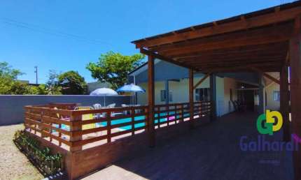 Casa com 2 dormitórios sendo 1 suíte à venda, 116 m² por R$ 680.000 - Paese - Itapoá/SC