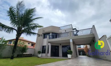 Sobrado  Mobiliado com 4 dormitórios sendo 1 suite  à venda, 240 m² por R$ 1.890.000 - Praia Das Conchas - Itapoá/SC
