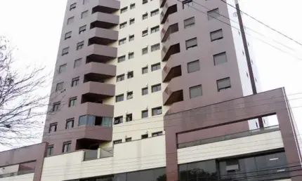 Apartamento com 2 quartos para alugar na avenida senador souza naves, 610, centro, são josé dos pinhais por r$ 1.800
