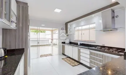 Casa com 5 quartos à venda na Jorge Mansos N. Teixeira, 294, São Pedro, São José dos Pinhais por R$ 1.800.000