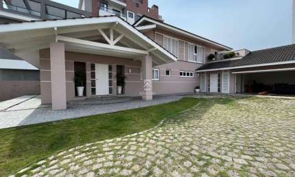 Casa com 4 quartos à venda na Rua Paulino de Siqueira Cortes, 2944, São Pedro, São José dos Pinhais por R$ 2.600.000