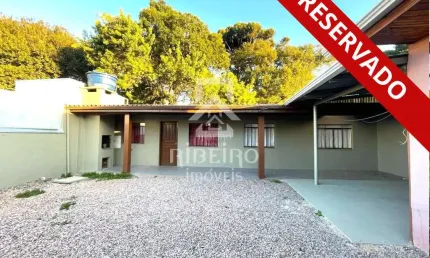 Casa com 2 quartos para alugar na rua desembargador james portugal macedo, 517, santo antônio, são josé dos pinhais por r$ 1.300