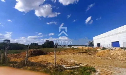 Terreno comercial para alugar na Rua Sebastião Souza Côrtes, 687, Campo Largo da Roseira, São José dos Pinhais por R$ 12.550