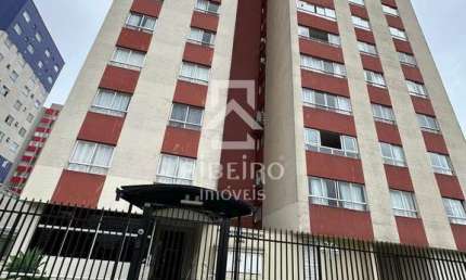 Apartamento com 2 quartos para alugar na Rua Doutor João Tobias Pinto Rebelo, 3693, Portão, Curitiba por R$ 2.300