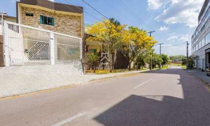 Casa com 3 quartos à venda na Rua Doutor Kival Fernando Pereira, 114, Centro, São José dos Pinhais por R$ 1.100.000