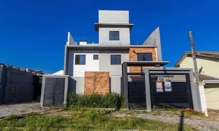 Casa com 3 quartos à venda na Rua Alberto Pasqualini, 815, Uberaba, Curitiba por R$ 698.000