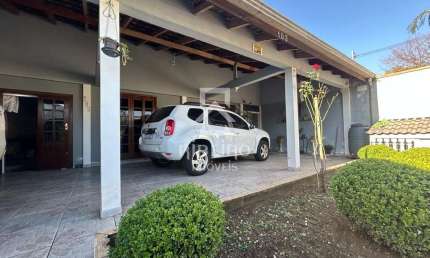 Casa com 3 quartos à venda na Lourenço Maoski, 103, Afonso Pena, São José dos Pinhais por R$ 535.000