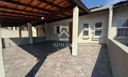 Casa em condomínio fechado com 3 quartos à venda na Rua Pedro Trevisan, 255, Colônia Rio Grande, São José dos Pinhais por R$ 369.000