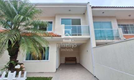 Casa com 3 quartos à venda na Rua Marechal Cândido Rondon, 111, Bom Jesus, São José dos Pinhais por R$ 650.000