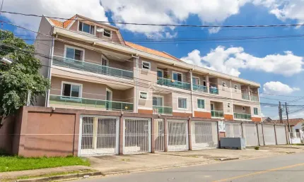 Apartamento com 3 quartos à venda na Avenida Capitão Thomaz Carvalho de Camargo, 866, Cidade Jardim, São José dos Pinhais por R$ 450.000