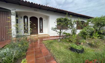 Casa com 4 quartos à venda na Rua João Ernesto Kilian, 205, Dona Letícia, São José dos Pinhais por R$ 2.000.000