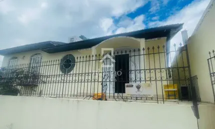 Sala comercial para alugar na Rua Paulino de Siqueira Cortes, 1425, Silveira da Motta, São José dos Pinhais por R$ 2.500