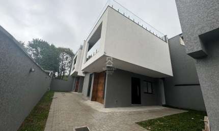 Casa com 3 quartos à venda na Ferreira, 20, Uberaba, Curitiba por R$ 799.000