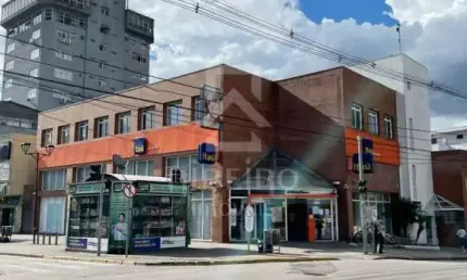 Sala comercial para alugar na Rua Barão do Cerro Azul, 980, Centro, São José dos Pinhais por R$ 2.900