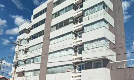 Apartamento com 3 quartos para alugar na José Do Patrocínio, 301, Estrela, Ponta Grossa