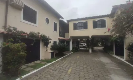 Casa 2 dormitórios para venda em armação dos búzios, centro, 3 dormitórios, 2 banheiros, 1 vaga