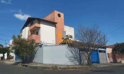 Casa com 3 quartos à venda na Joaquim da Silva Martha, 38, Vila Santa Izabel, Bauru por R$ 1.200.000